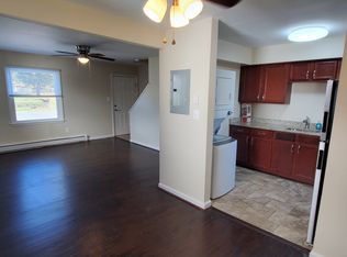 612 W 11th St #A, Front Royal, VA 22630