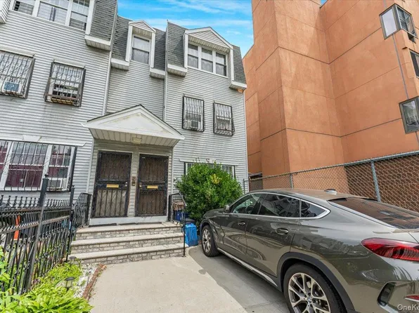 977 E 179th Street, Bronx, NY 10460