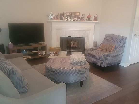 5th image of 3726 Huyton Ct