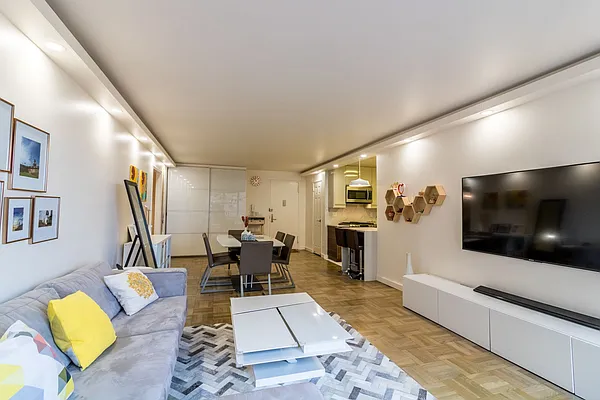 Sold by Benjamin Realty Since 1980 | media 28