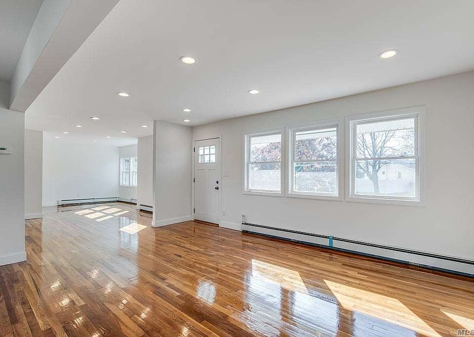 1st image of 82 Udalia Ct