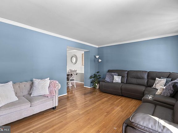 3rd image of 18723 Capella Ln