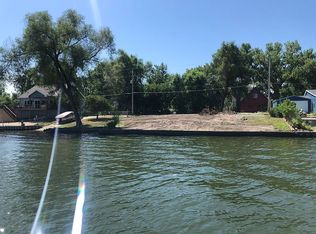 1812 Platte River Dr, Bellevue, NE 68123