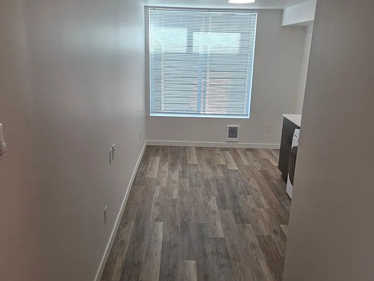 Bode Luna Park - 6 weeks Free & $99 Security Deposit OAC — Photo 7
