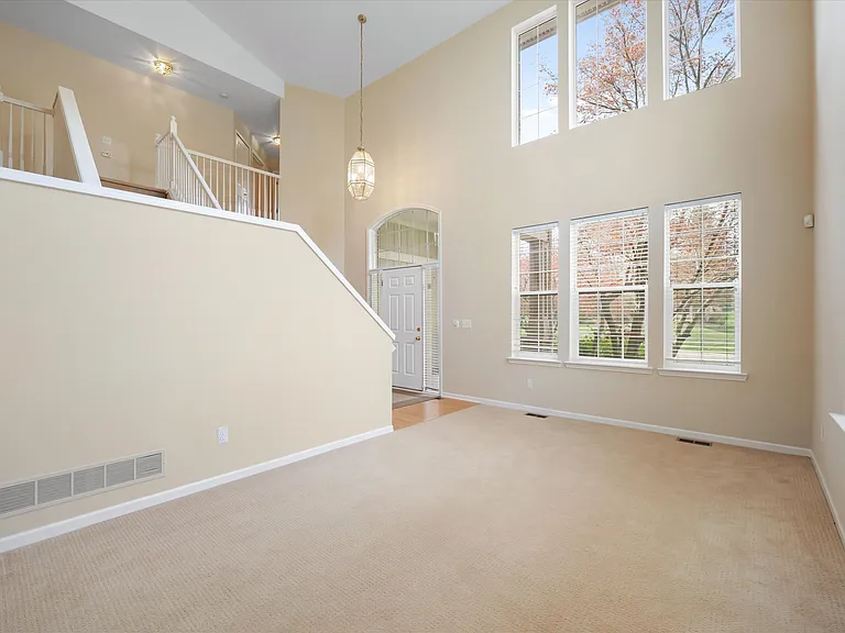 31216 Kingswood Blvd — Photo 11