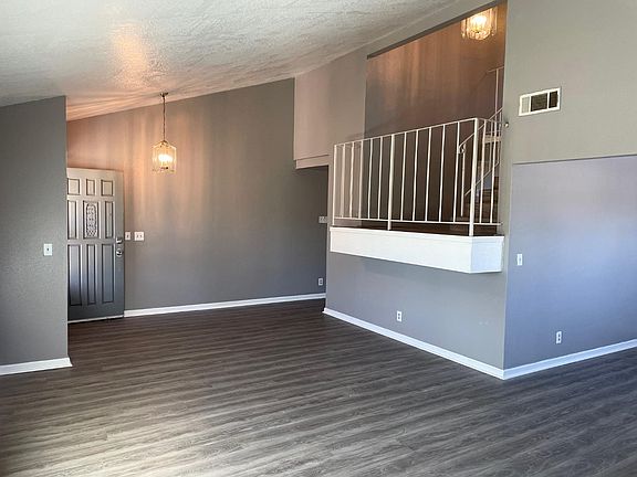 4th image of 9543 Dekalb Pl