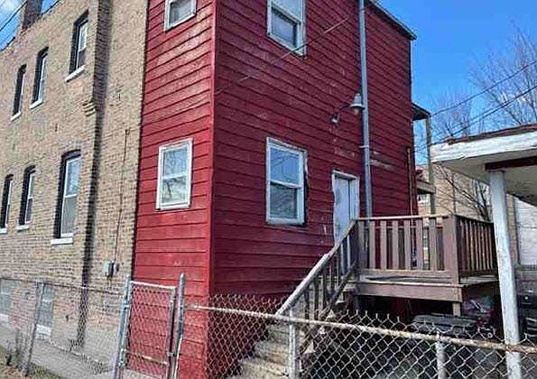 2nd image of 6045 S Marshfield Ave