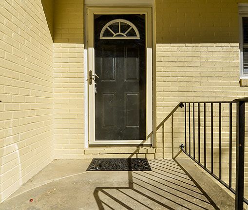 4th image of 22 Shenandoah Dr