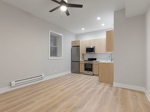 3rd image of 1456-1460 W Fargo Ave #1456-G1