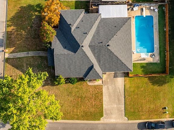 2nd image of 162 Lily Dr