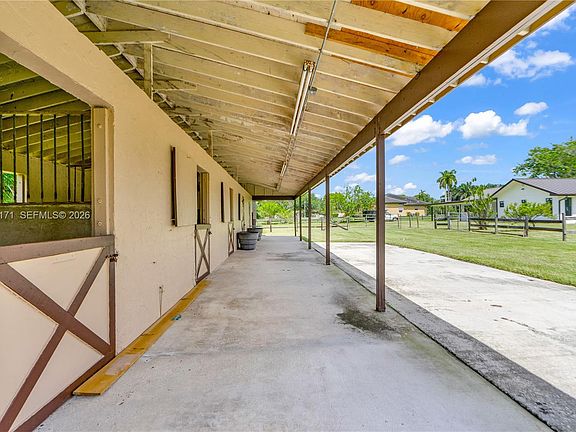 4th image of 17680 SW 54th St