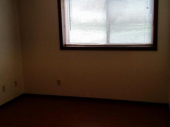 5th image of 1000 S Brehm Ln #U