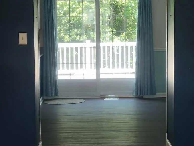 Looking into Dining room from the Living room