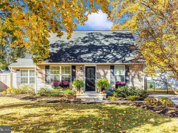 817 Barrett Ave, Arnold, MD 21012
