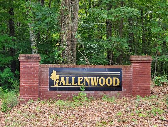 2nd image of 18 Allenwood Dr
