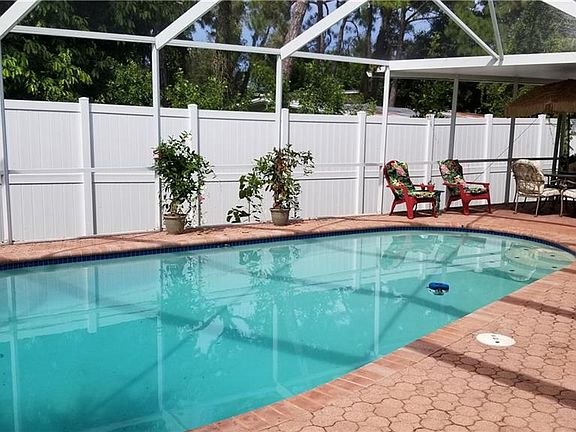 3rd image of 4744 Neptune Dr SE