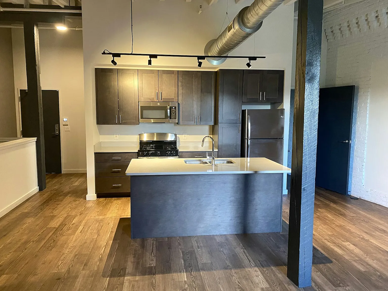 107 Hamilton Street, Unit 4 — Photo 1
