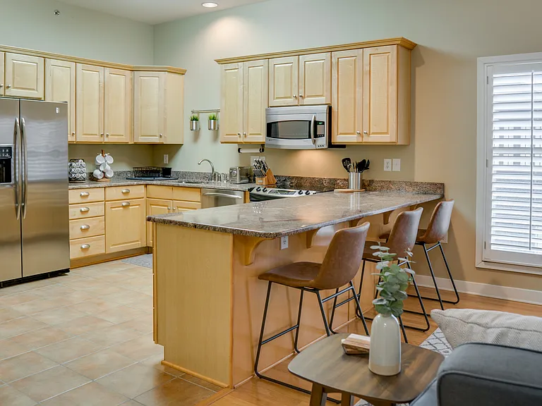 515 E Capitol Ave #303 — Photo 1
