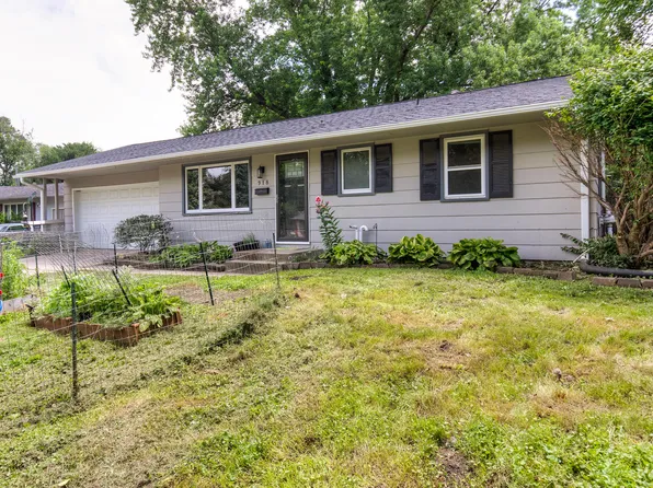 918 Arizona Ave, Ames, IA 50014