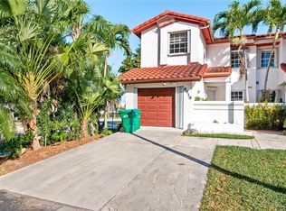 8419 SW 208th St, Cutler Bay, FL 33189