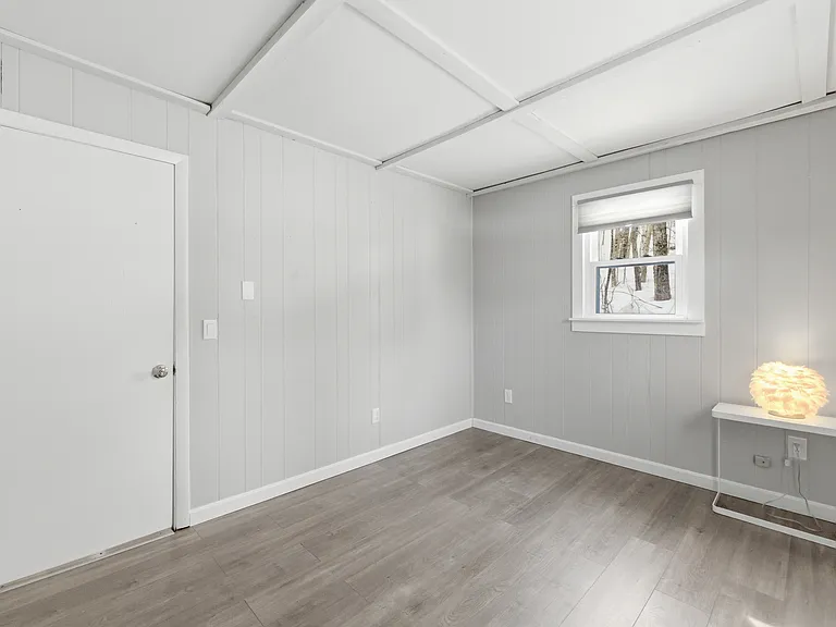 Hilltop Dr — Photo 22