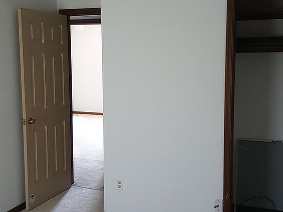 5th image of 1322 Mill Lake Quarter