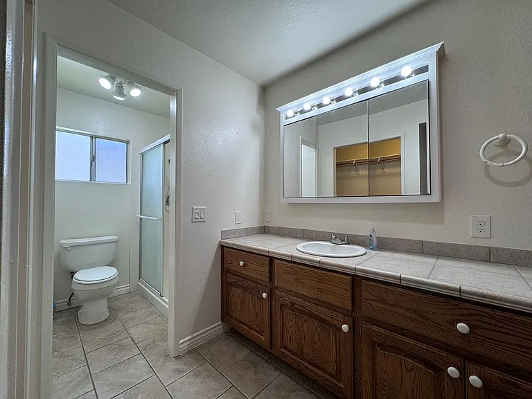 612 S Santa Fe St #1 — Photo 16