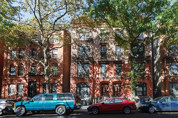 Rented by MNS | media 27