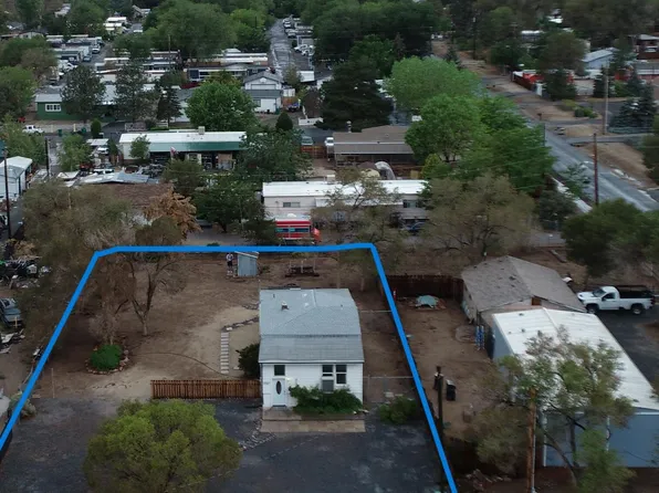 5587 Lupin Dr, Sun Valley, NV 89433