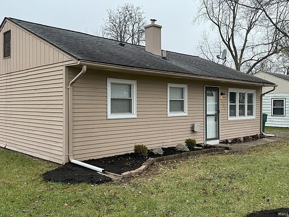 2nd image of 2817 N Linda Layne