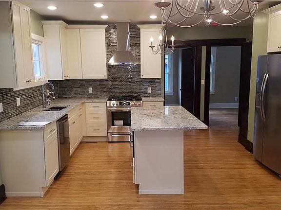 4th image of 88 Lorraine Ave
