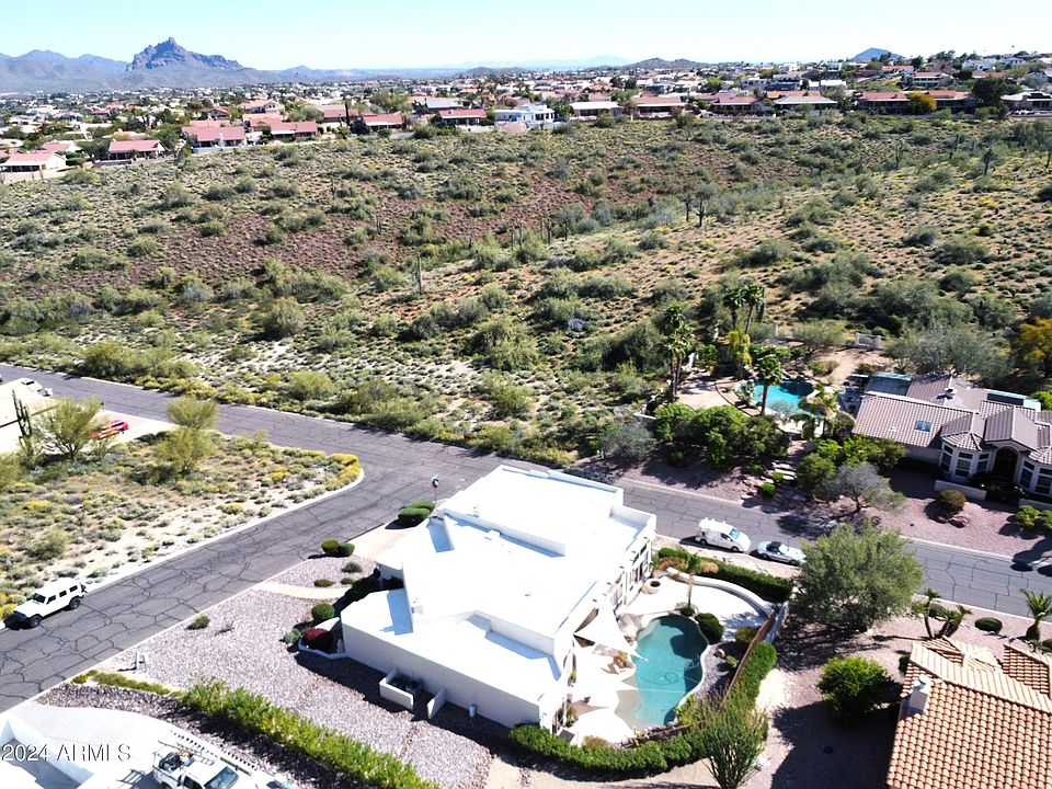 1st image of 15642 E Cavern Dr