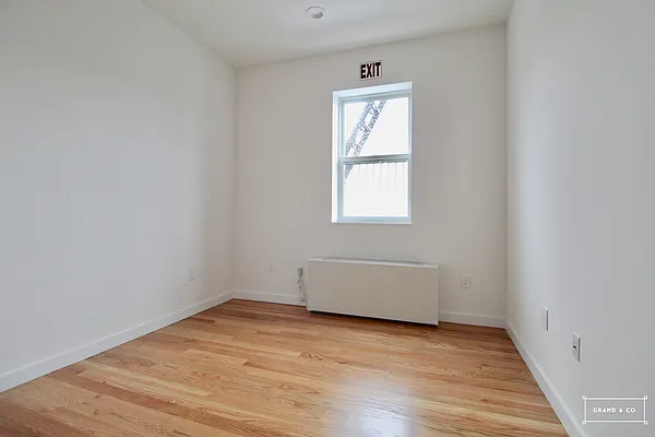 Rented by Grand & Co. | media 27