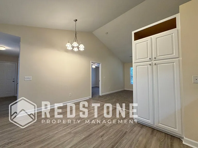 2621 Trail Five — Photo 10