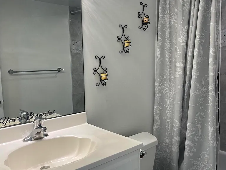 107 Kent St #107-G — Photo 16