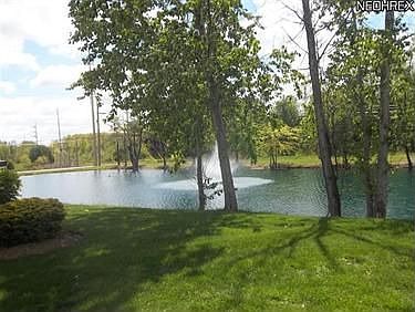 3rd image of 101 Waterside Ct