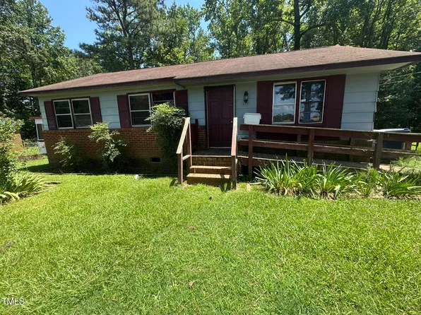 815 Hillwood St, Sanford, NC 27330