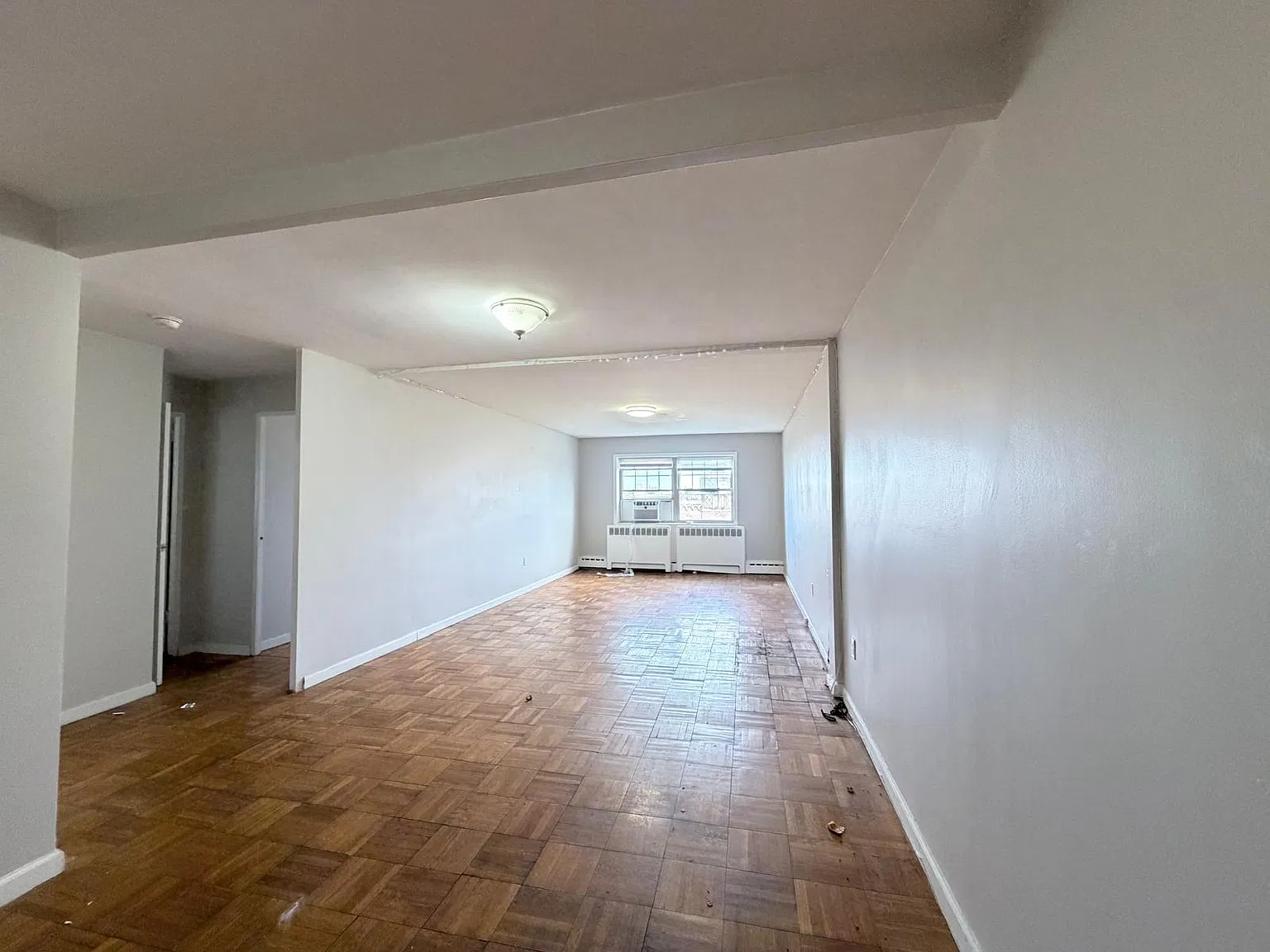37 Duncan Ave — Photo 4
