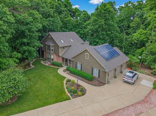 3532 S 121st COURT, Greenfield, WI 53228