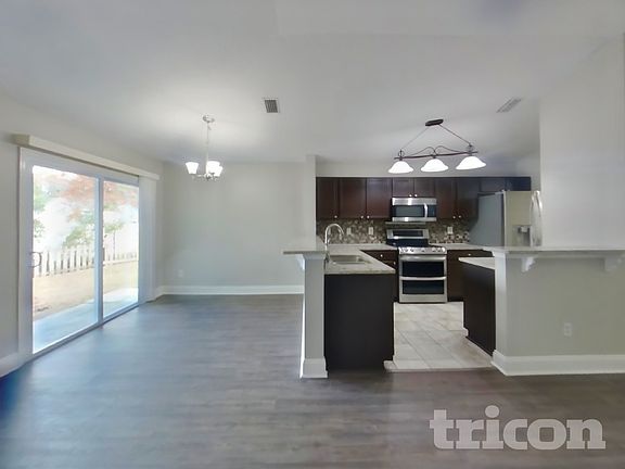 5th image of 2268 Eisner Dr