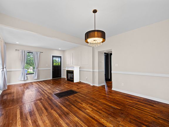 2nd image of 5401 Shauff Pl