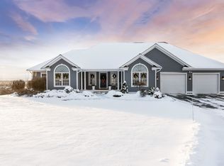 1 Costes Ct, Saint Albans, VT 05478