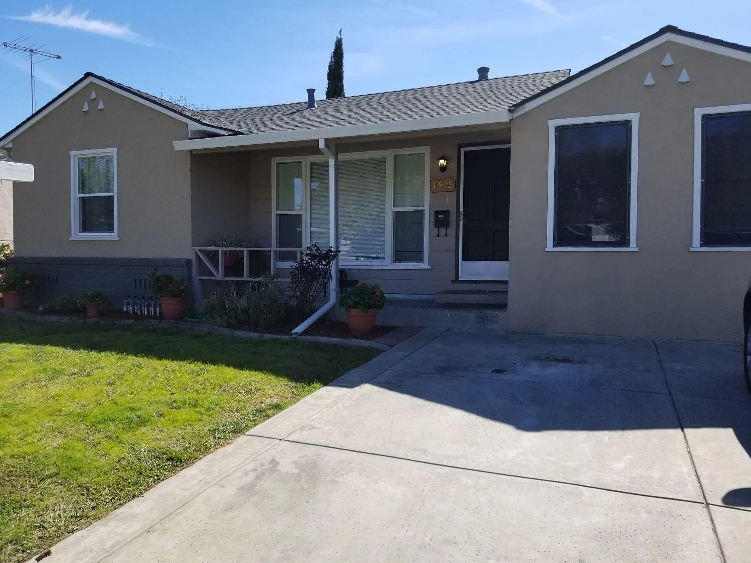 1512 London St photo 1
