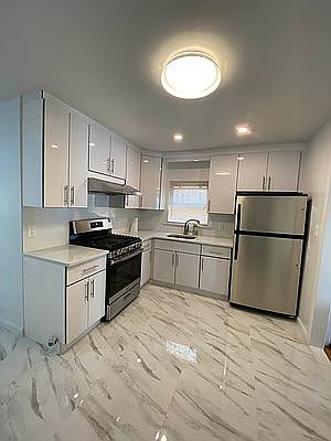 1st image of 16917 26th Ave Floor 1