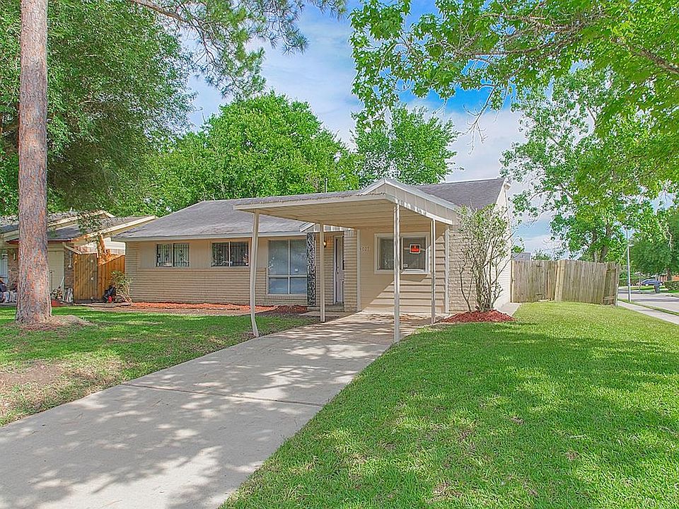 1st image of 4027 Darlinghurst Dr