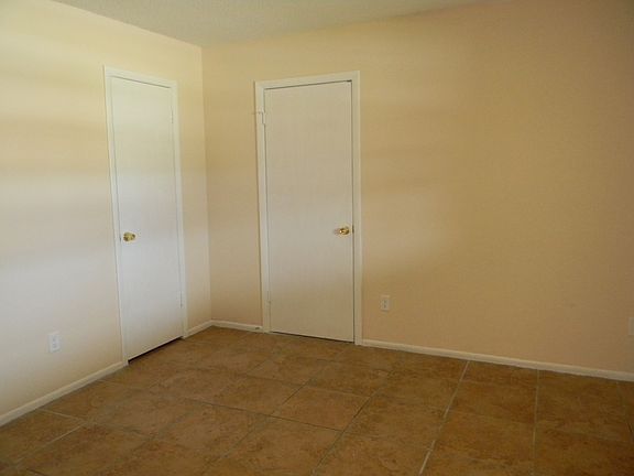 2nd image of 908 Damron St