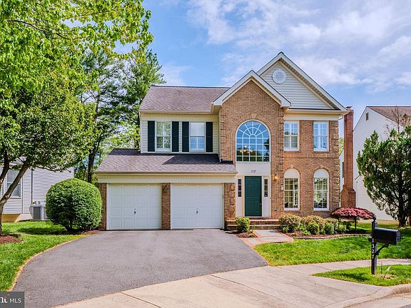 2nd image of 1327 Murray Downs Way