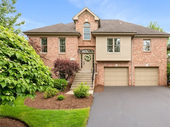 3041 Annandale Dr, Presto, PA 15142
