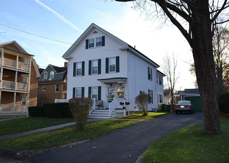 1st image of 152 Vernon St #152