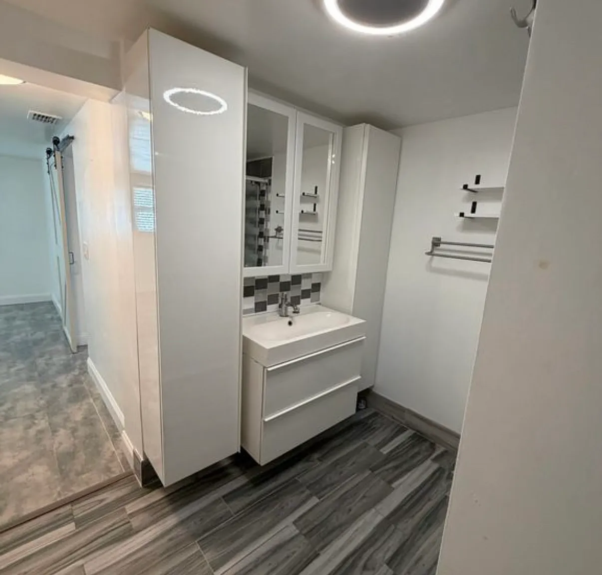 1 bed, 1000 sqft, $1,200 — Photo 2